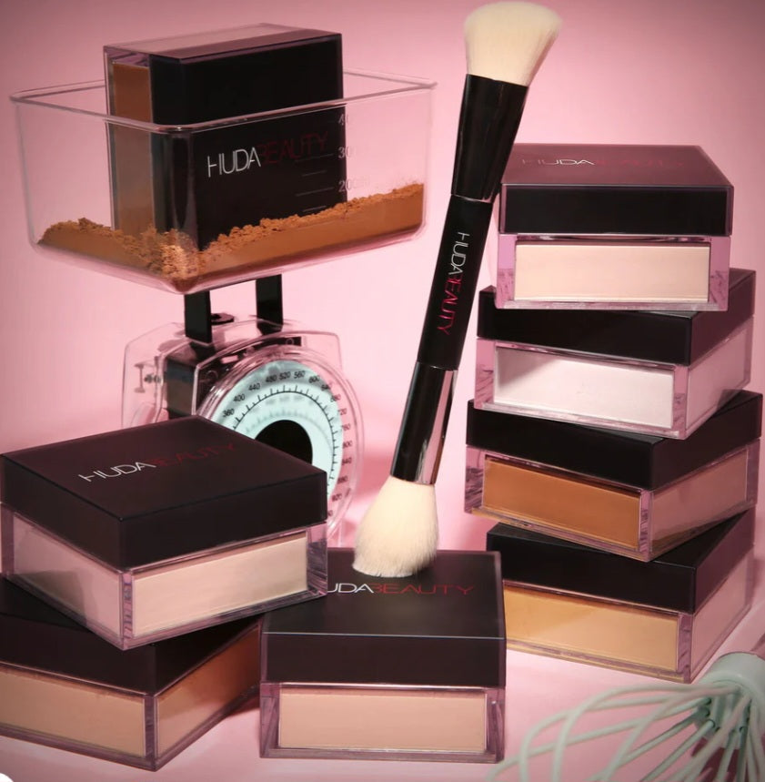 Huda Beauty Easy Bake Loose Baking & Setting Powder - Full size